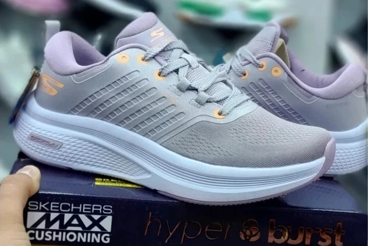 کتونی اسکیچرز گو ران 2025 ویتنامی وارداتی - سایز 37 تا 40 - Skechers Max Cushioning Gorun