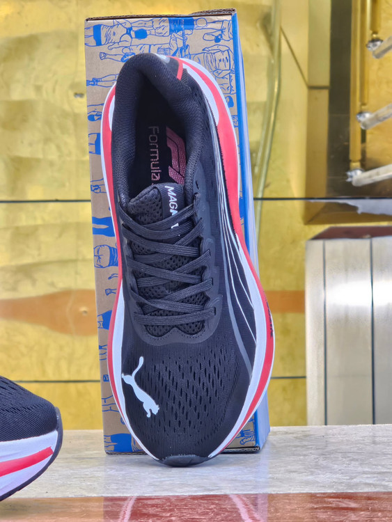 کتونی پوما مگ مکس نیترو - سایز 40 تا 45 - Puma MagMax NITRO