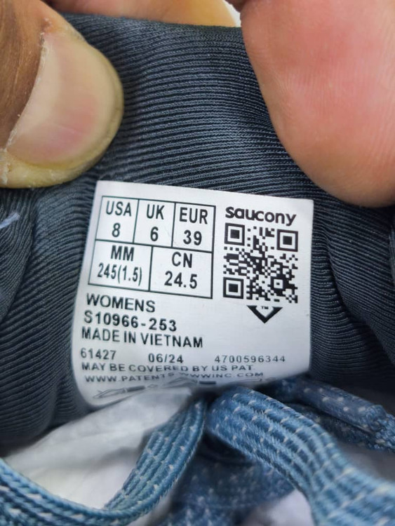 کتونی ساکونی تریمپ 22 ویتنامی وارداتی - سایز 36 تا 45 - Saucony Triumph 22