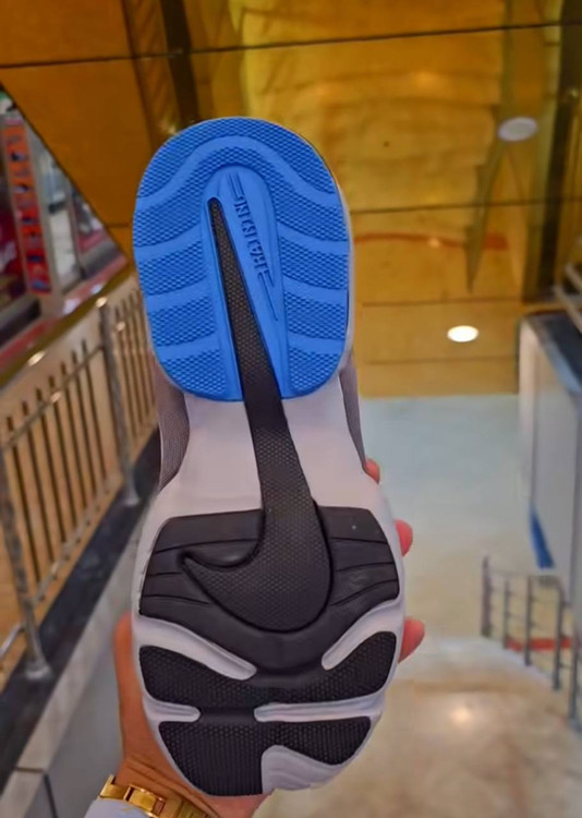 کتونی نایکی ایرمکس آلفا سویج - سایز 39 تا 45 - Nike Air Max Alpha Savage