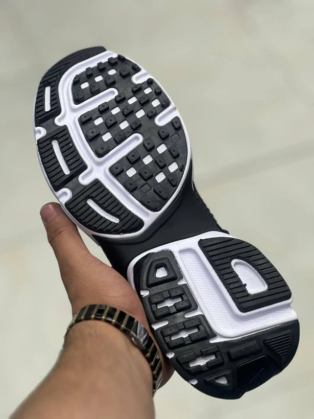 کتونی نایکی وی تو کی ویتنامی وارداتی - سایز 38 تا 45 - Nike V2k Run