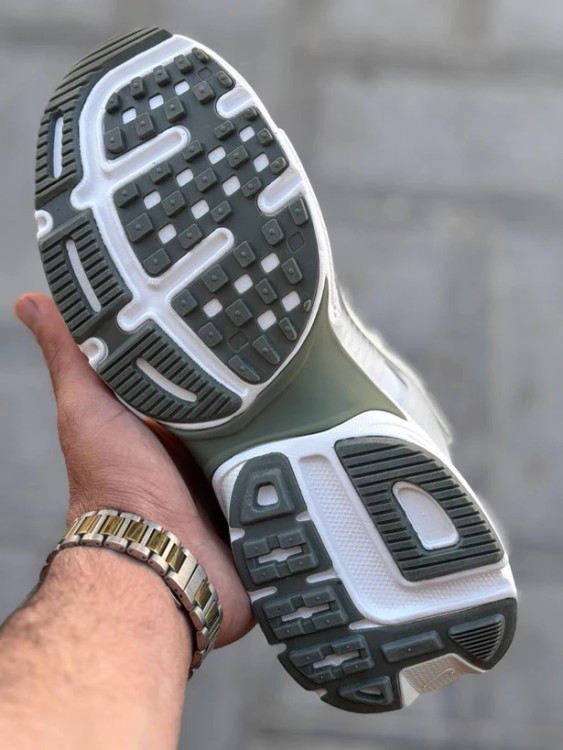 کتونی نایکی وی تو کی ویتنامی وارداتی - سایز 38 تا 45 - Nike V2k Run