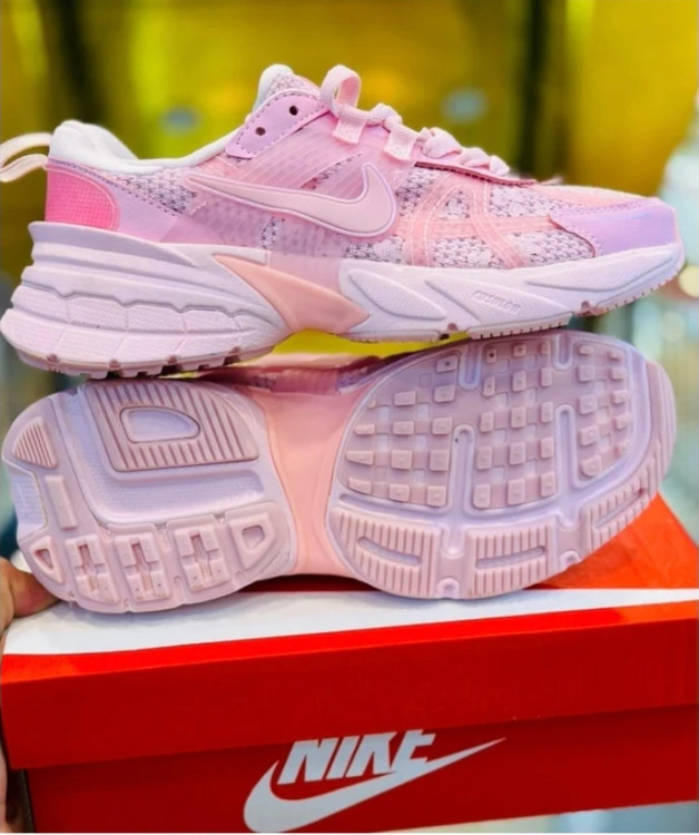 کتونی نایکی وی تو کی کیفیت مستر - سایز 36 تا 40 - Nike V2k Run
