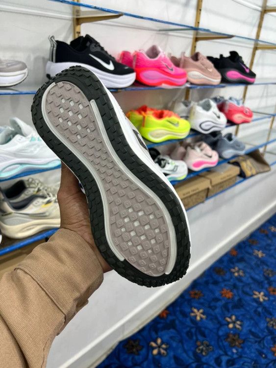 کتونی نایکی زوم کیفیت مستر - سایز 40 تا 45 - Nike Zoom