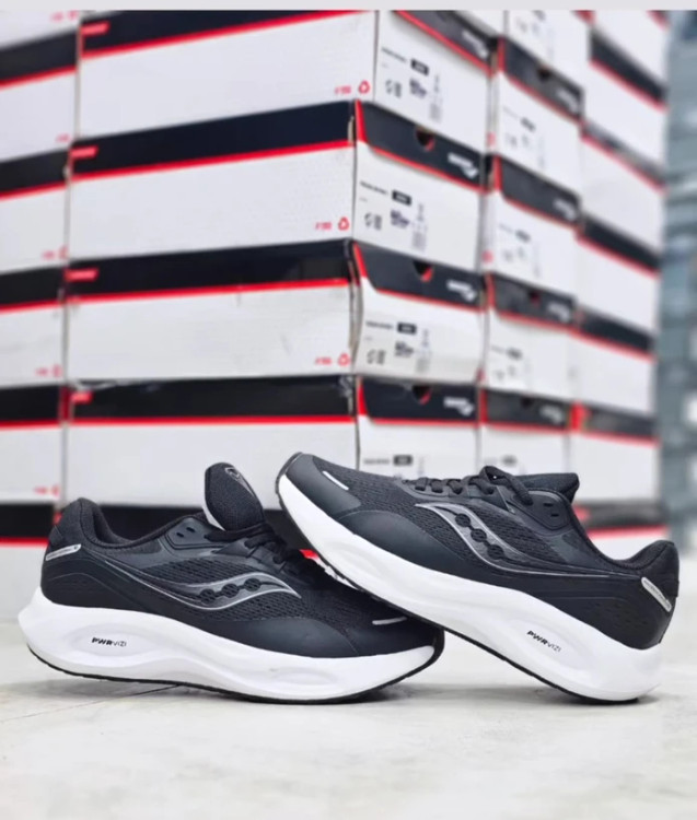 کتونی ساکونی فونیکس اینفرنو 3 کیفیت مستر - سایز 40 تا 45 - Saucony Phoenix Inferno 3