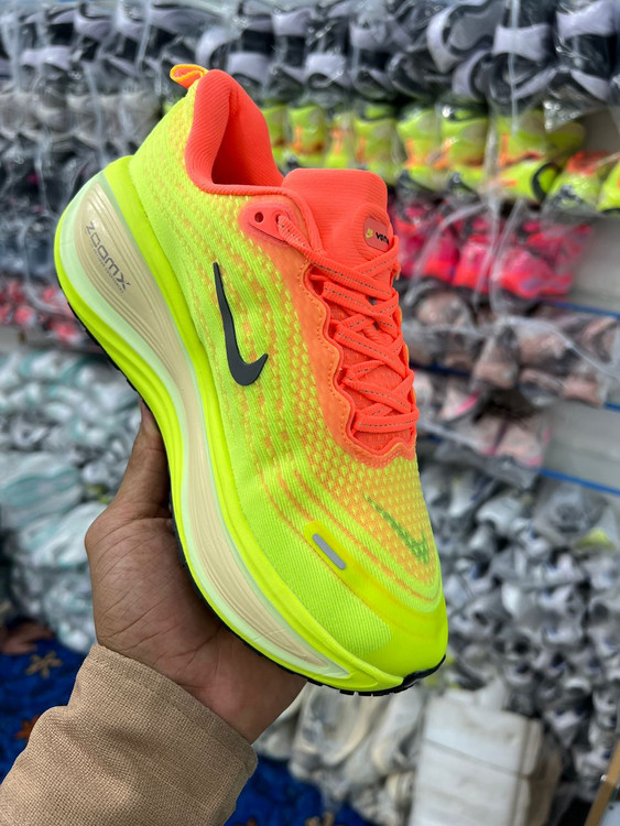 کتونی نایکی ایر زوم ومرو پلاس کیفیت مستر - سایز 37 تا 40 - Nike Air Zoom Vomero Plus