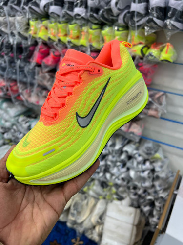 کتونی نایکی ایر زوم ومرو پلاس کیفیت مستر - سایز 37 تا 40 - Nike Air Zoom Vomero Plus