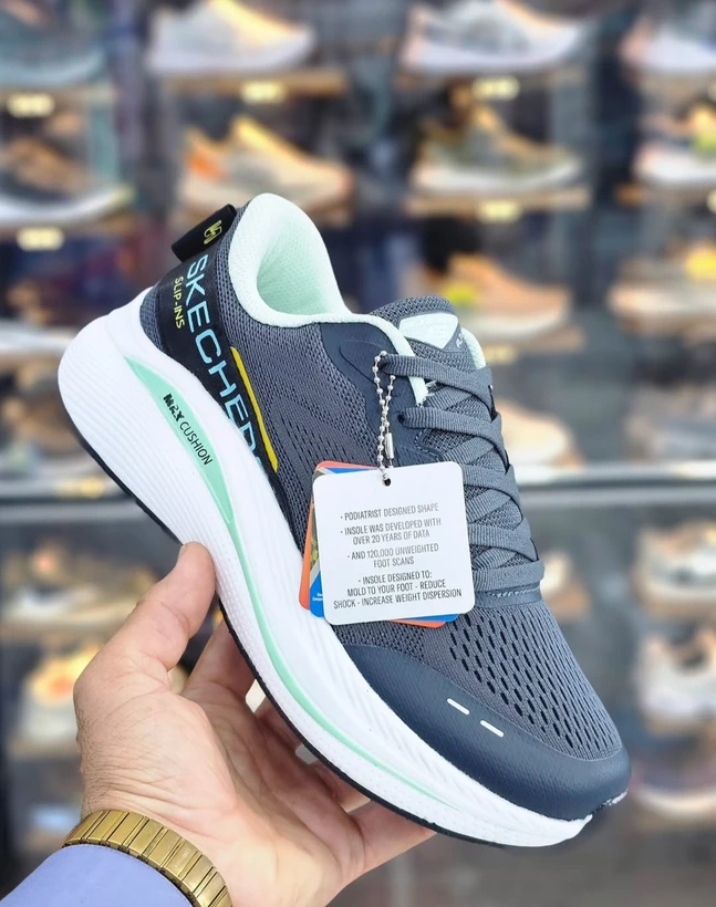 کتونی اسکیچرز ویتنامی وارداتی  - سایز 37 تا 40 - Skechers Slip-ins Max Cushioning