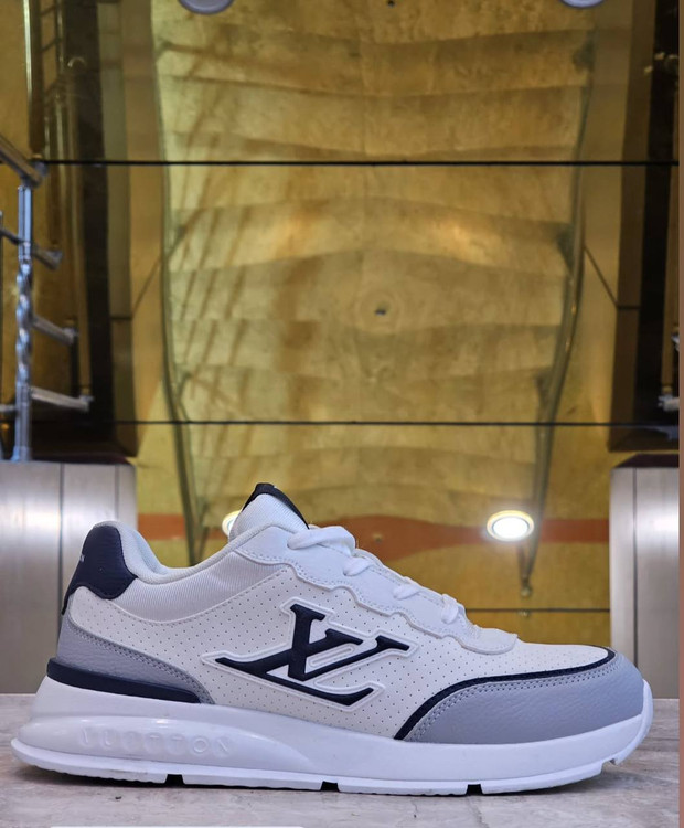 کتونی لویی ویتون کلاسیک کیفیت مستر - سایز 40 تا 45 - Louis Vuitton Classic