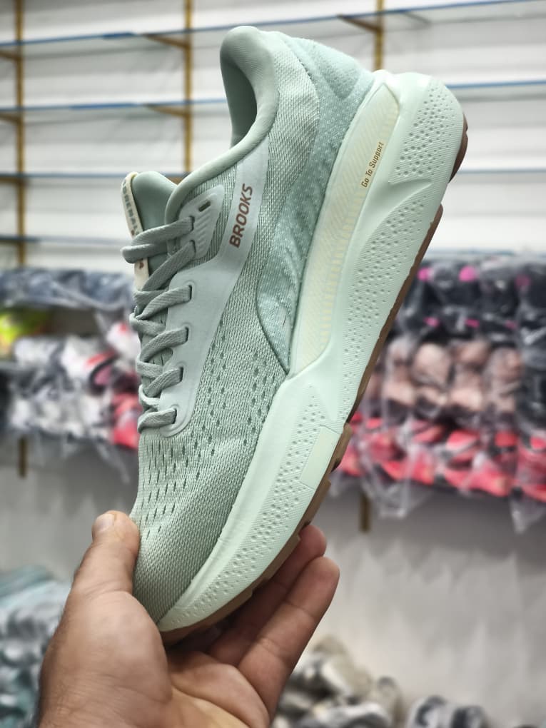کتونی بروکس آدرنالین جی تی اس 24 مسترکوالیتی /Brooks Adrenaline GTS 24/سایز 40 تا 45/فروش عمده و تک