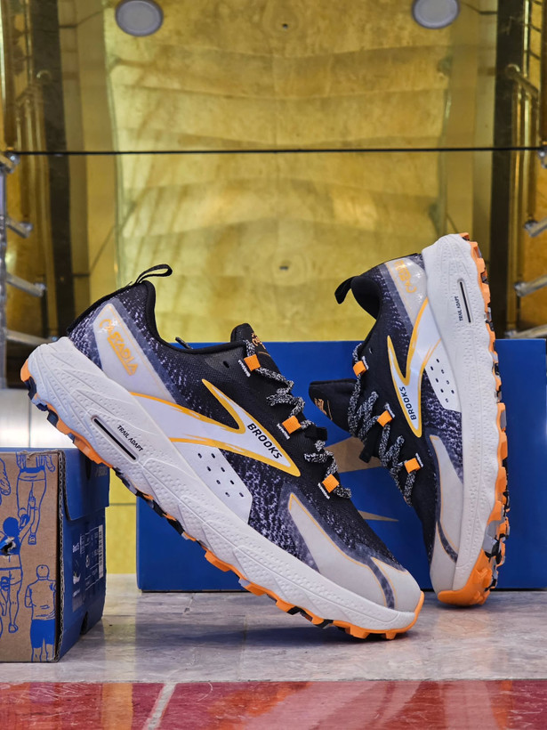 کتونی بروکس کاسکادیا 18 کیفیت مستر ویتنامی - سایز 40 تا 45 - Brooks Cascadia 18