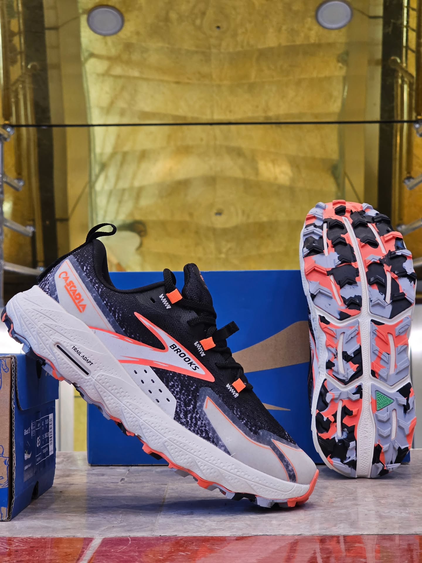 کتونی بروکس کاسکادیا 18 کیفیت مستر ویتنامی - سایز 40 تا 45 - Brooks Cascadia 18