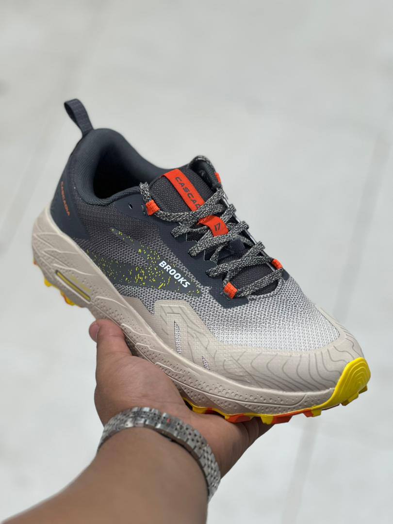 کتونی بروکس کاسکادیا 17 کیفیت مستر ویتنامی - سایز 40 تا 45 - Brooks Cascadia 17