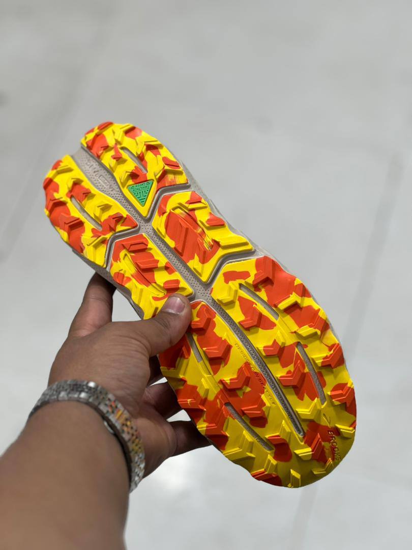 کتونی بروکس کاسکادیا 17 کیفیت مستر ویتنامی - سایز 40 تا 45 - Brooks Cascadia 17