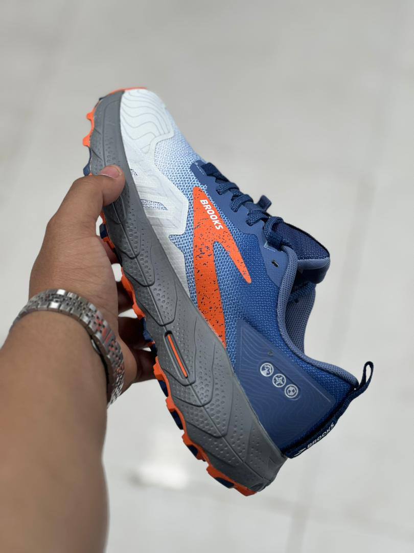 کتونی بروکس کاسکادیا 17 کیفیت مستر ویتنامی - سایز 40 تا 45 - Brooks Cascadia 17