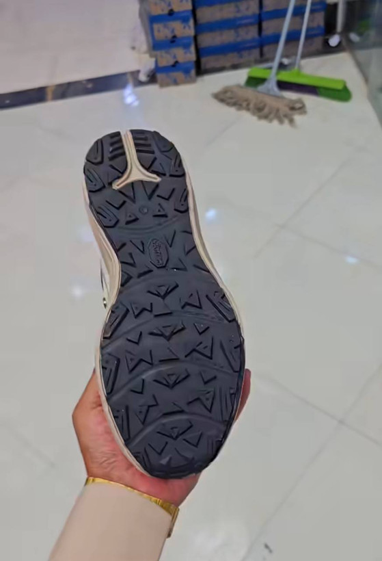 کتونی کلمبیا ضدآب - سایز 40 تا 45 - Columbia GORE-TEX