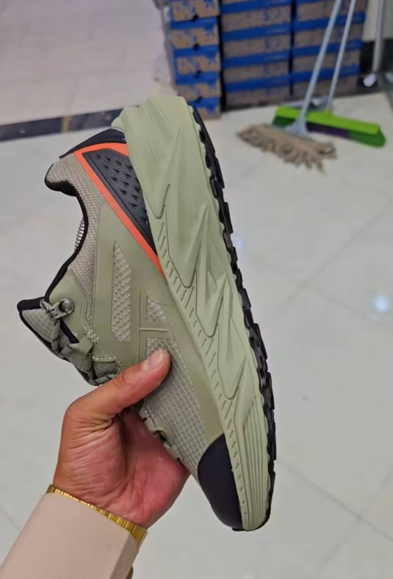 کتونی کلمبیا ضدآب - سایز 40 تا 45 - Columbia GORE-TEX