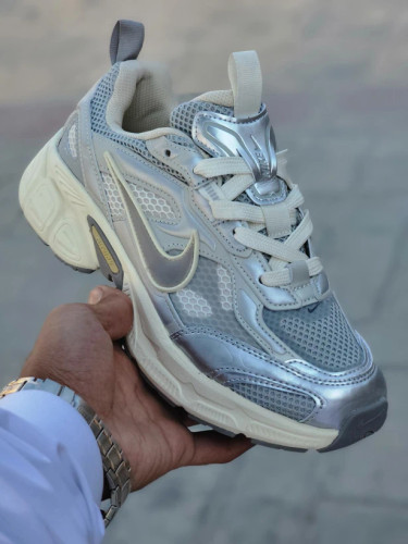 کتونی نایکی وی فایو کی ویتنامی وارداتی - سایز 40 تا 45 - Nike V5k Run