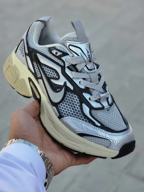 کتونی نایکی وی فایو کی ویتنامی وارداتی - سایز 40 تا 45 - Nike V5k Run