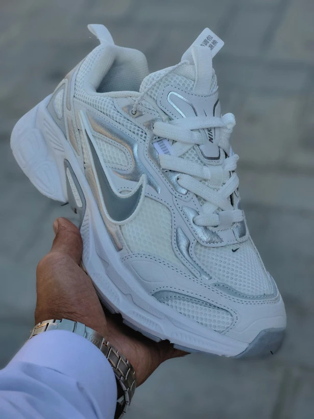 کتونی نایکی وی فایو کی ویتنامی وارداتی - سایز 40 تا 45 - Nike V5k Run