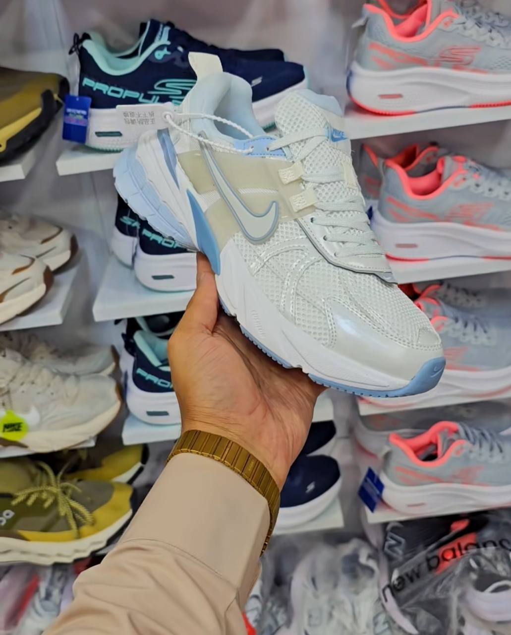 کتونی نایکی وی تو کی کیفیت مستر - سایز 37 تا 40 - Nike V2k Run