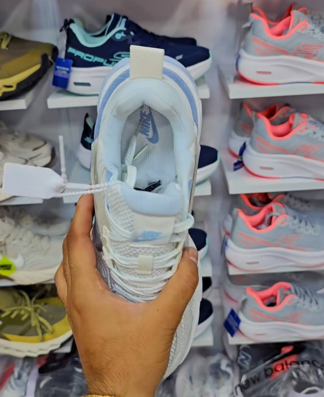 کتونی نایکی وی تو کی کیفیت مستر - سایز 37 تا 40 - Nike V2k Run