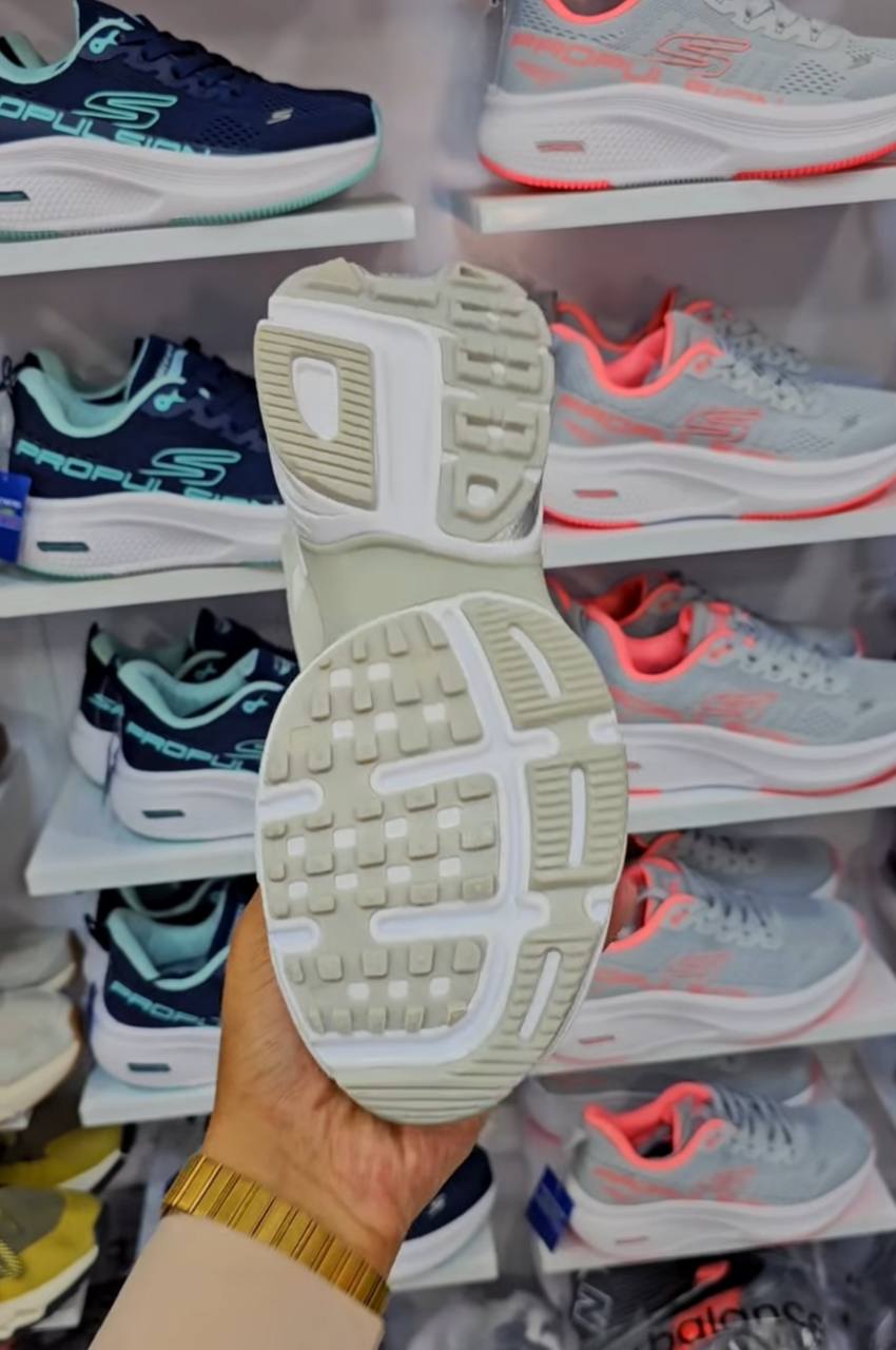 کتونی نایکی وی تو کی کیفیت مستر - سایز 37 تا 40 - Nike V2k Run