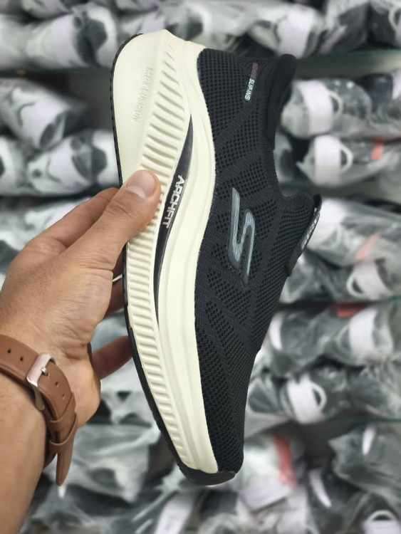 کتونی اسکیچرز کیفیت مستر - سایز 37 تا 40 - Skechers Slip-ins Max Cushioning