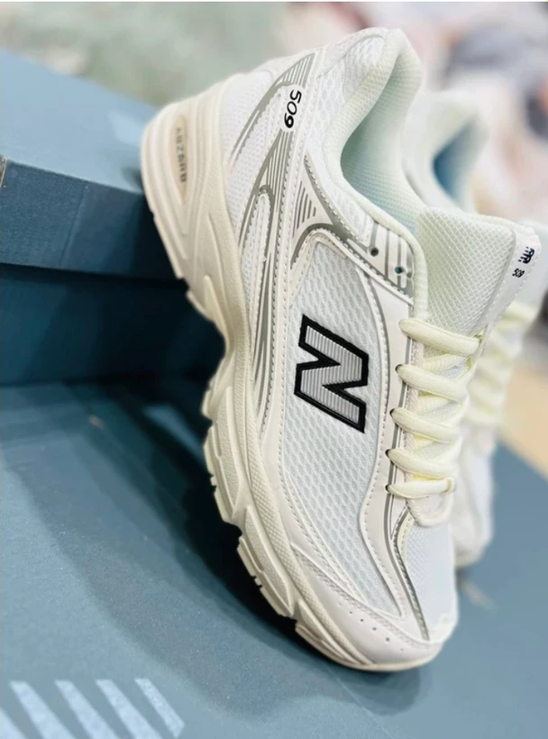 کتونی نیوبالانس 509 ویتنامی وارداتی  - سایز 40 تا 45 - Newbalance 509