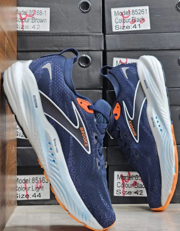 کتونی بروکس گلیسرین 22 ویتنامی وارداتی - سایز 40 تا 45 - Brooks Glycerin GTS 22