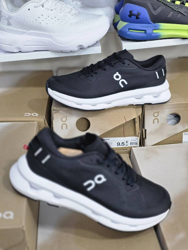 کتونی آن رانینگ کیوسی کلودزون - سایز 40 تا 45 - On Running QC Cloudzone