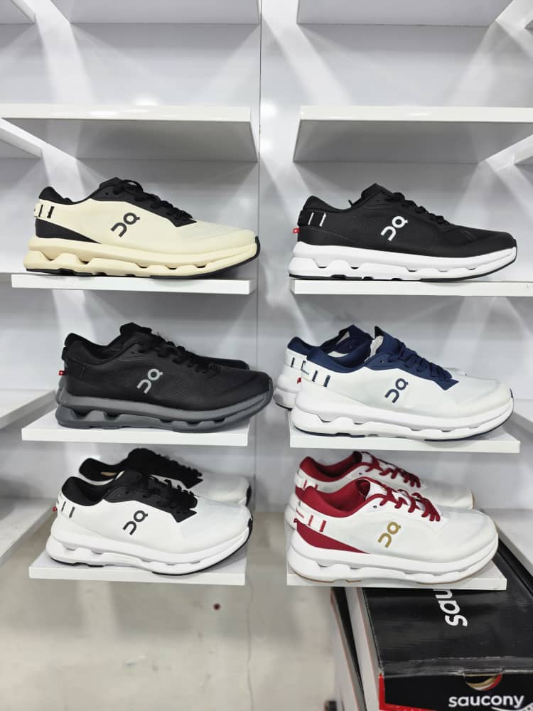 کتونی آن رانینگ کیوسی کلودزون - سایز 40 تا 45 - On Running QC Cloudzone