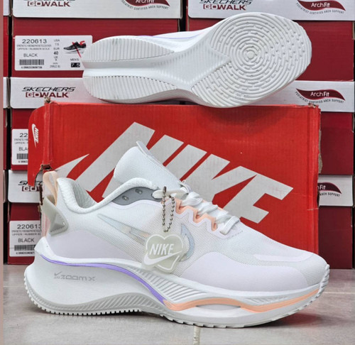 کتونی نایکی زوم ایکس کیفیت مستر - سایز 37 تا 40 - Nike Zoomx