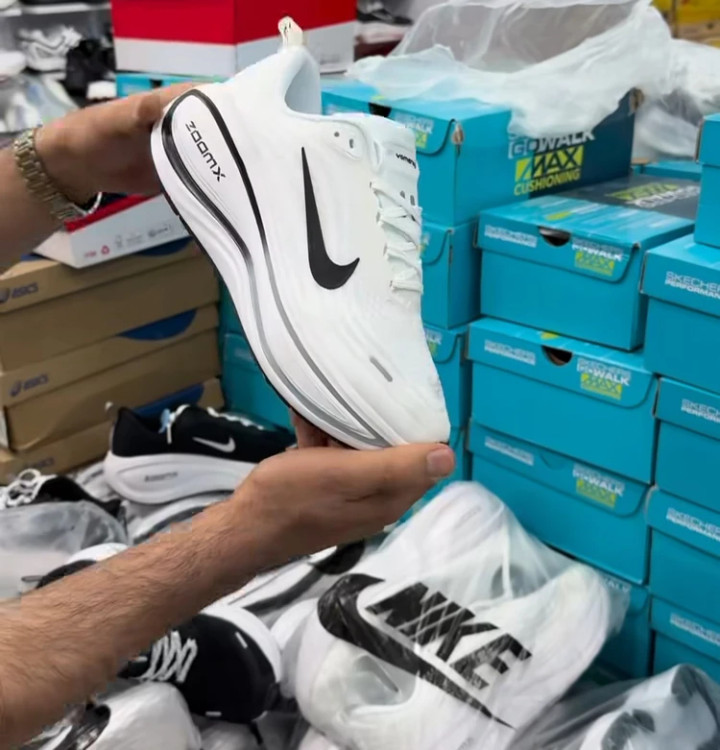 کتونی نایکی ایر زوم ومرو پلاس کیفیت مستر - سایز 40 تا 45 - Nike Air Zoom Vomero Plus