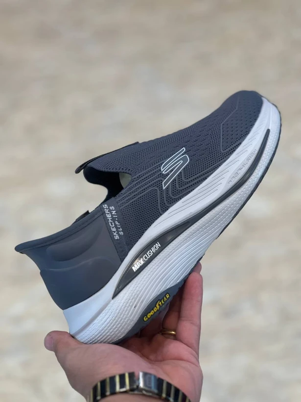 کتونی اسکیچرز کیفیت مستر - سایز 40 تا 45 - Skechers GOwalk Max Cushioning