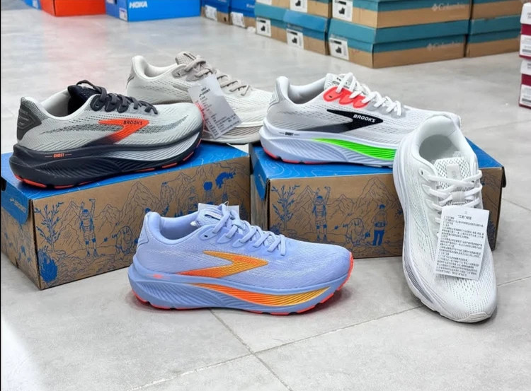 کتونی بروکس گوست 17 ویتنامی وارداتی - سایز 40 تا 45 - Brooks Ghost 17