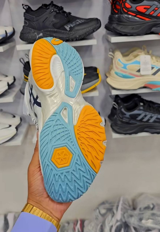 کتونی آسیکس متارایز مناسب والیبال ویتنامی وارداتی - سایز 40 تا 45 - Asics Metarise