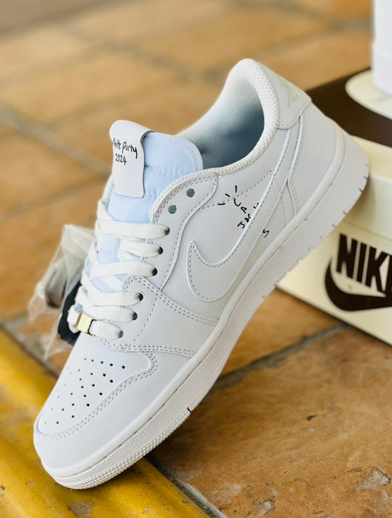 کتونی نایکی ایر جردن 1 تراویس اسکات ویتنامی وارداتی - سایز 38 تا 45 - Air jordan 1 High Travis Scot