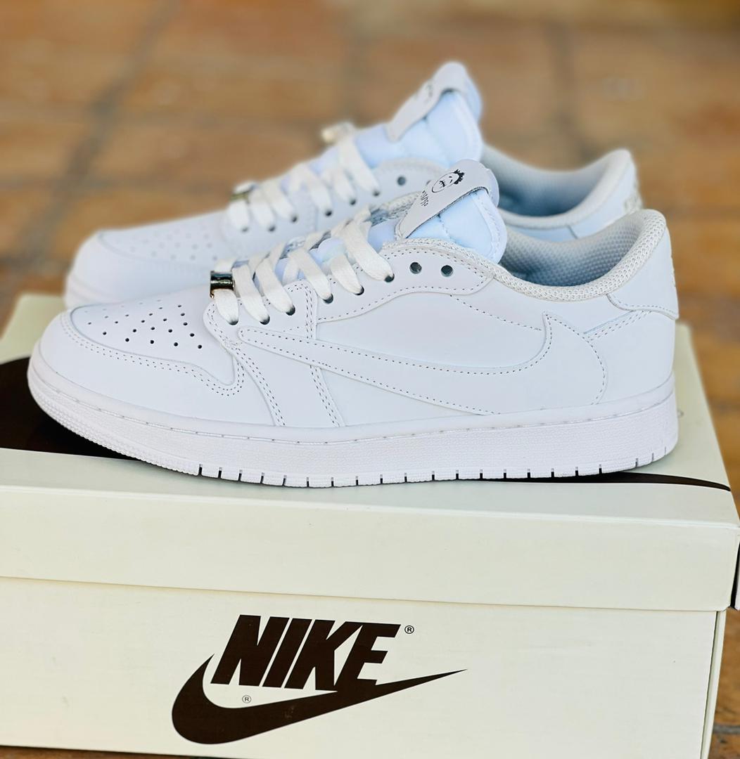 کتونی نایکی ایر جردن 1 تراویس اسکات ویتنامی وارداتی - سایز 38 تا 45 - Air jordan 1 High Travis Scot