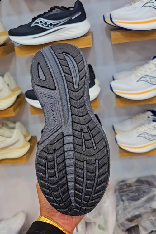 کتونی ساکونی راید 18 کیفیت مستر - سایز 40 تا 45 - Saucony Ride 18