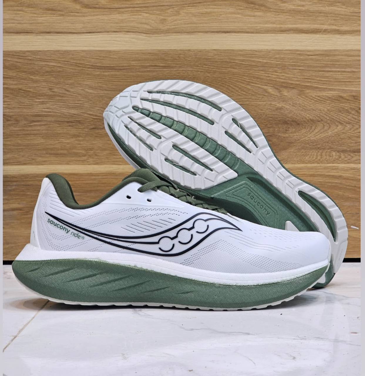 کتونی ساکونی راید 18 کیفیت مستر - سایز 40 تا 45 - Saucony Ride 18