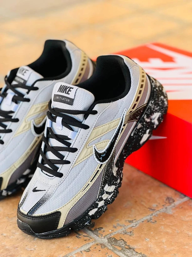 کتونی نایکی Initiator کیفیت مستر - سایز 40 تا 45 - Nike Initiator