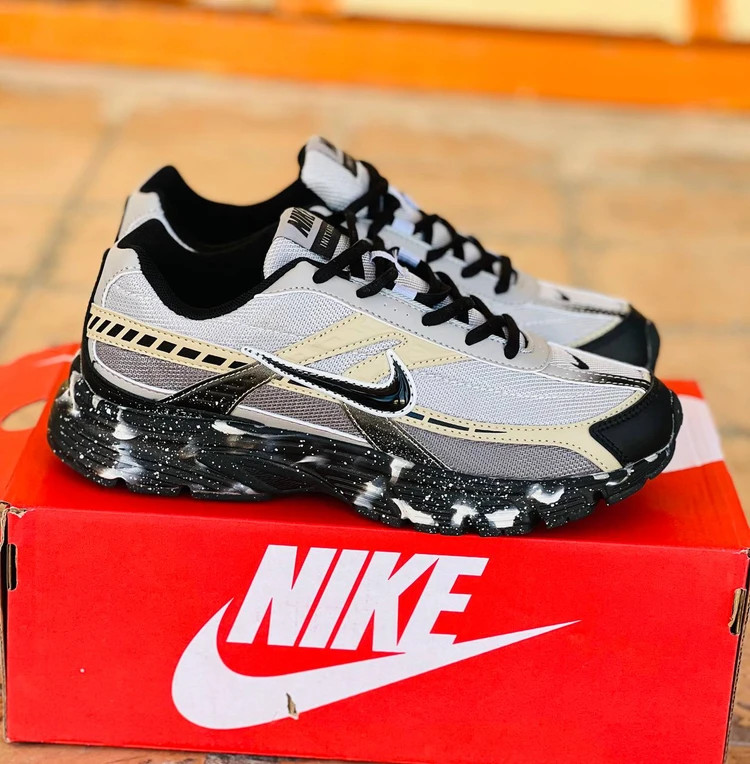 کتونی نایکی Initiator کیفیت مستر - سایز 40 تا 45 - Nike Initiator