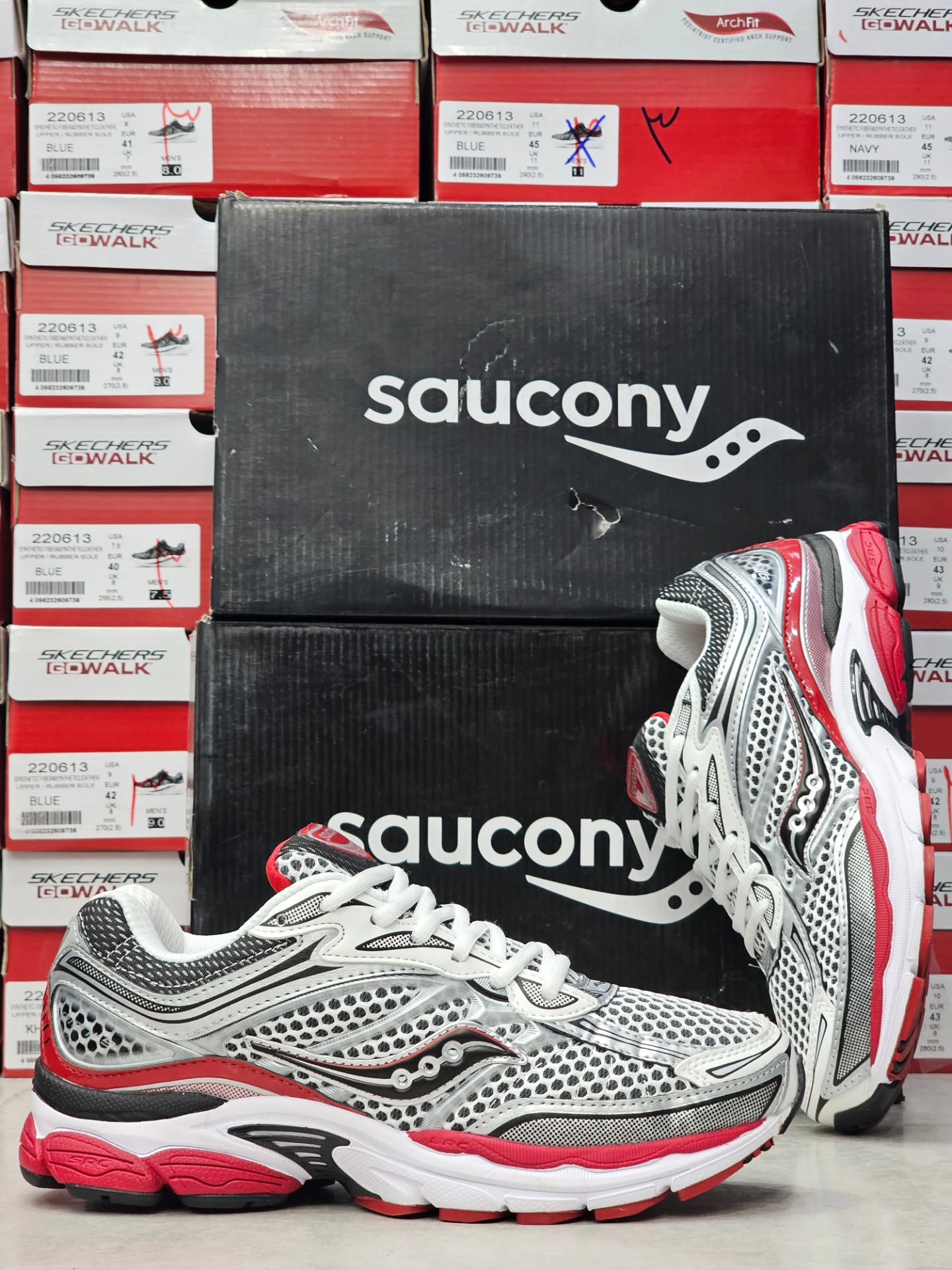 کتونی ساکونی تور درشت کیفیت مستر - سایز 40 تا 45 - Saucony Omni 9