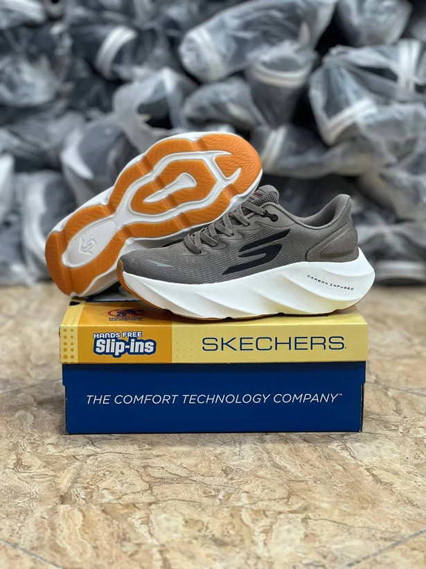 کتونی اسکیچرز ارو برست کیفیت مستر - سایز 40 تا 45 - Skechers Aeru Burst