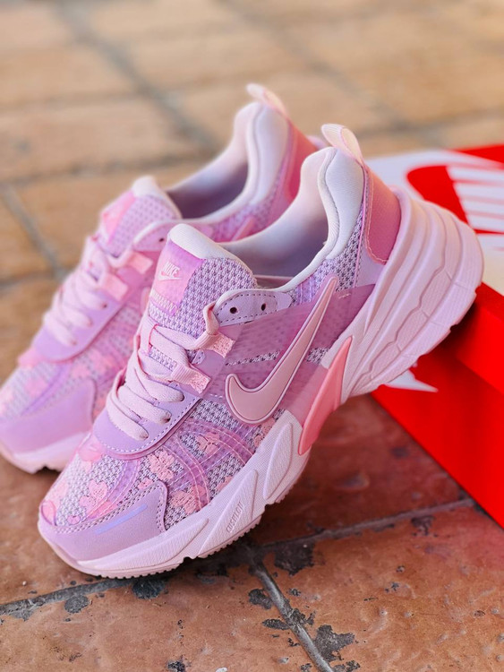 کتونی نایکی وی تو کی کیفیت مستر - سایز 37 تا 40 - Nike V2k Run