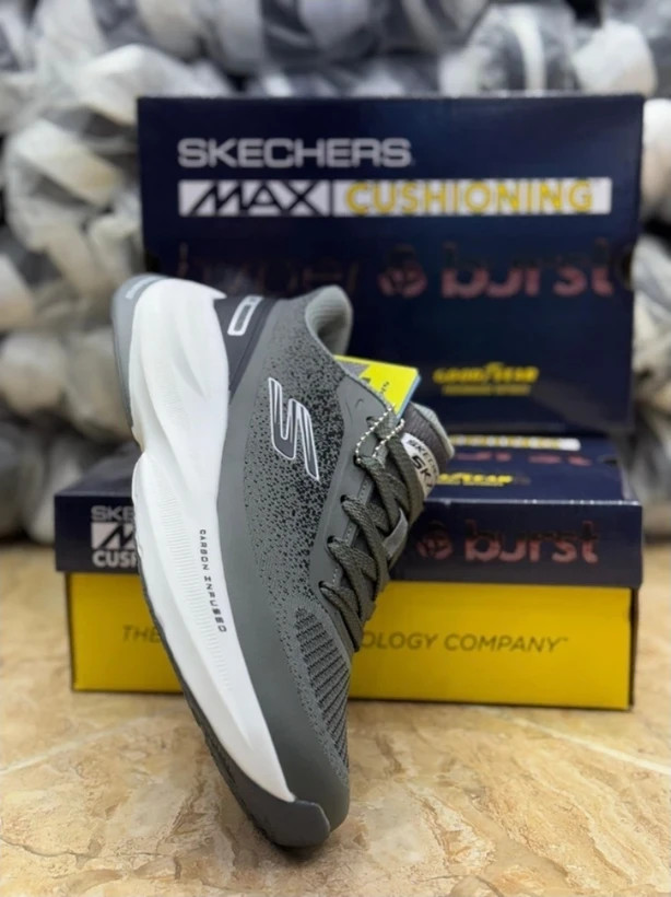 کتونی اسکیچرز هایپر برست کیفیت مستر - سایز 40 تا 45 - Skechers Hyper Burst