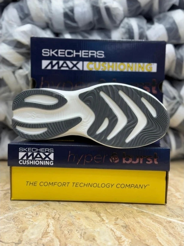 کتونی اسکیچرز هایپر برست کیفیت مستر - سایز 40 تا 45 - Skechers Hyper Burst