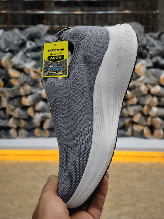 کتونی اسکیچرز بدون بند کیفیت مستر - سایز 40 تا 45 - Skechers Max Cushioning