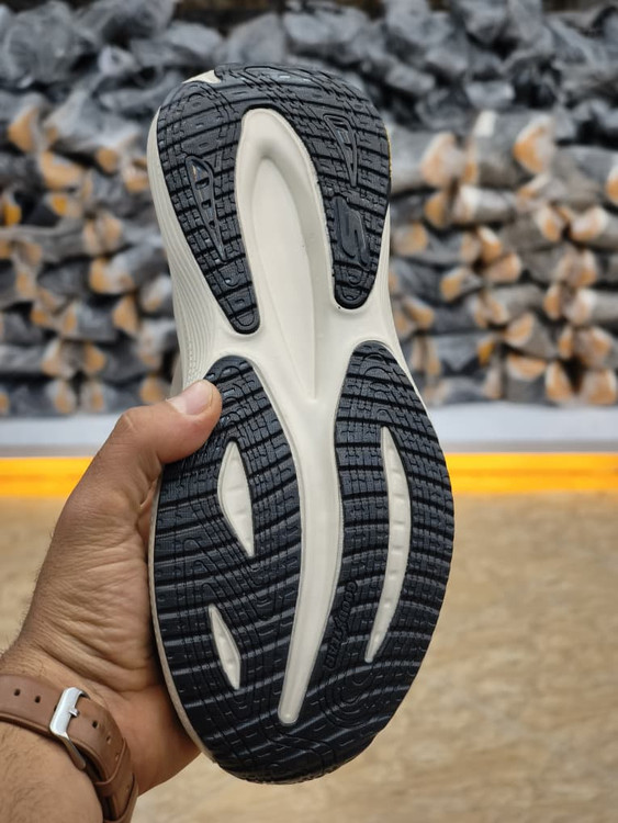 کتونی اسکیچرز بدون بند کیفیت مستر - سایز 40 تا 45 - Skechers Max Cushioning